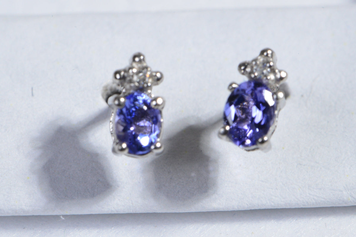 Natural Tanzanite,Zircon Sterling Silver 4 mm Tiny Studs Gemstone