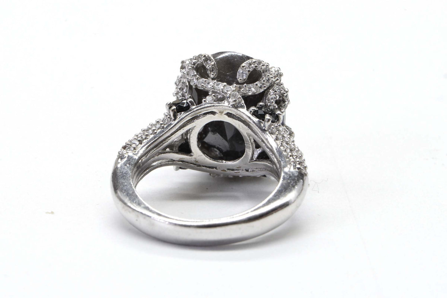 Genuine Gray Sapphire Halo Style Large Oval Natural Sapphire Fancy Solitaire Ring Sterling silver
