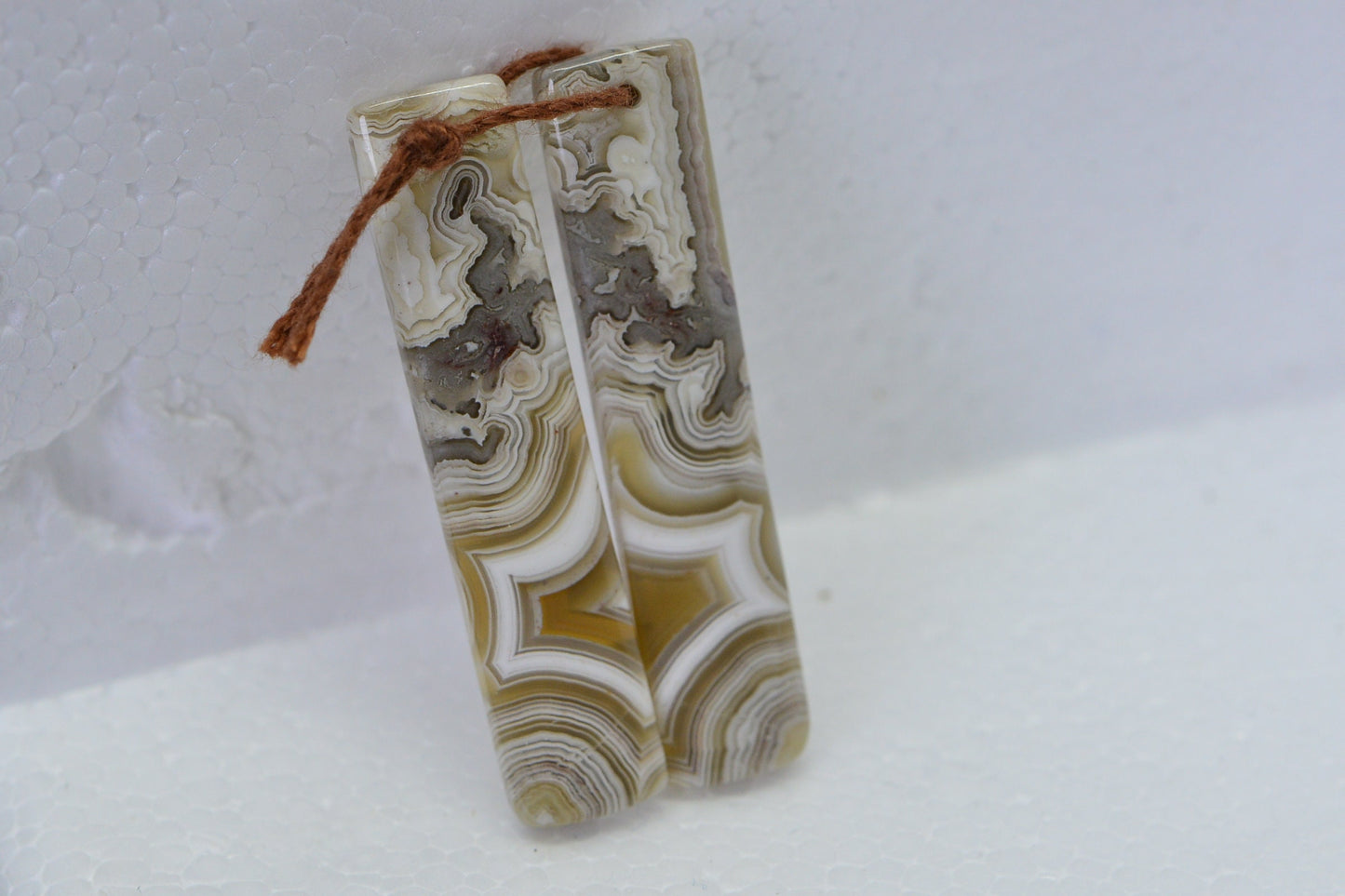 Crazy Lace Agate Cabochons: Natural Gemstone Jewelry Supplies (24x10.2x3.7mm)