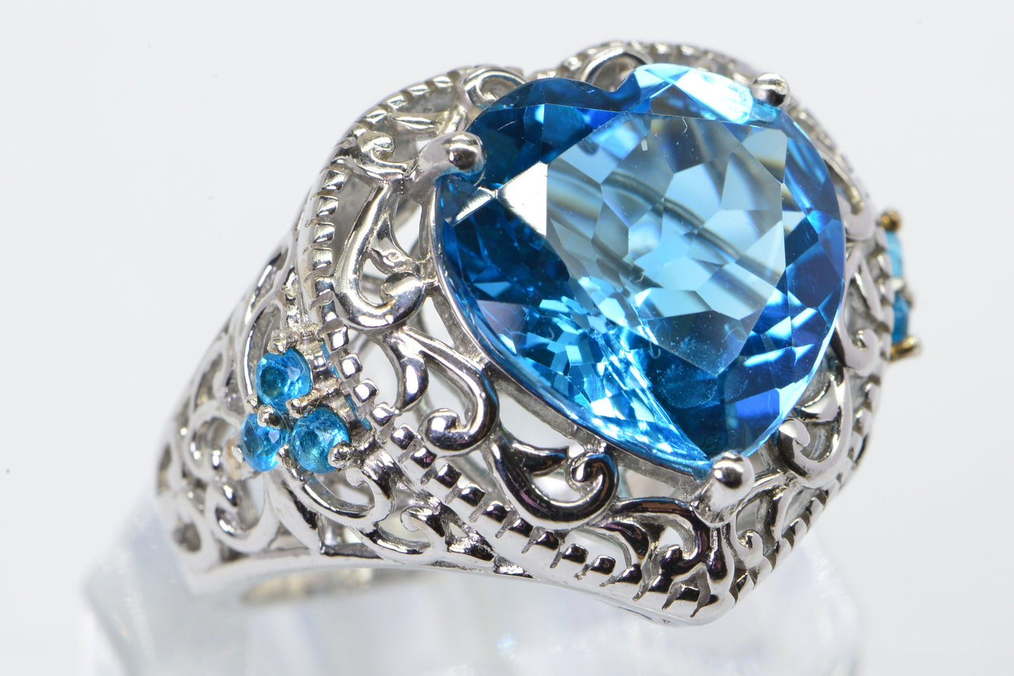 Heart Blue Topaz Sterling Silver Ring: Neon Apatite Cocktail Ring