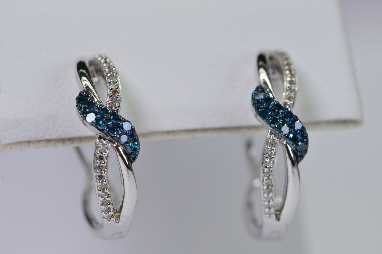 Real Diamond Small Hoop Earrings In Sterling silver Hinge Earrings