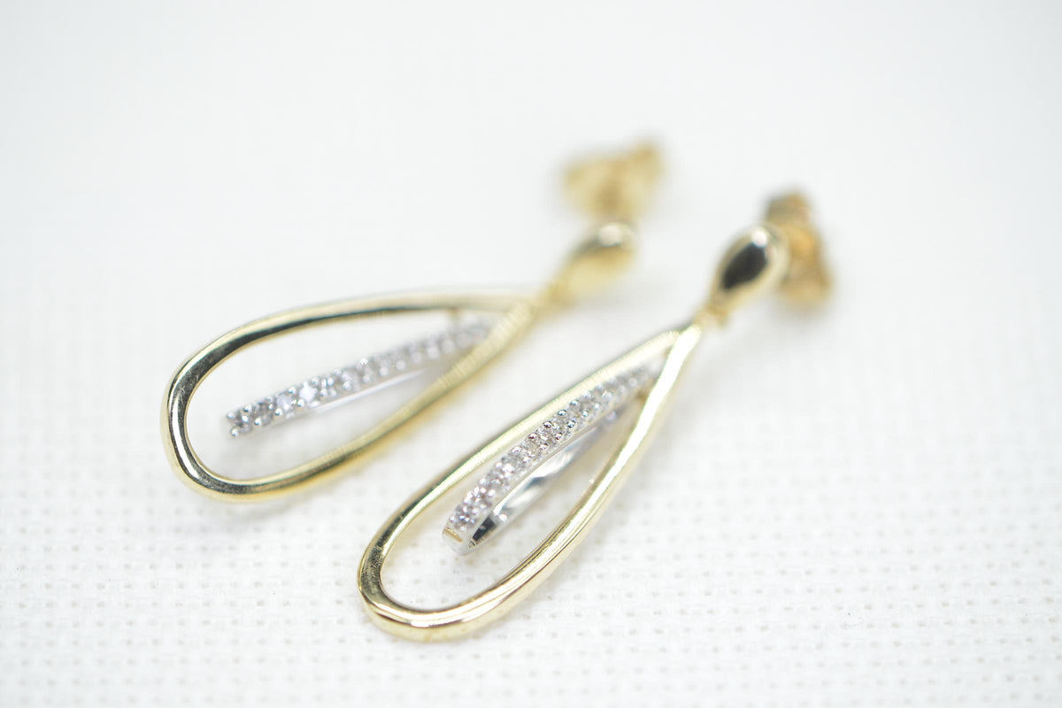 Natural Diamonds 14K Gold Two Color White and Yellow Teardrop Studs Estate Jewelry