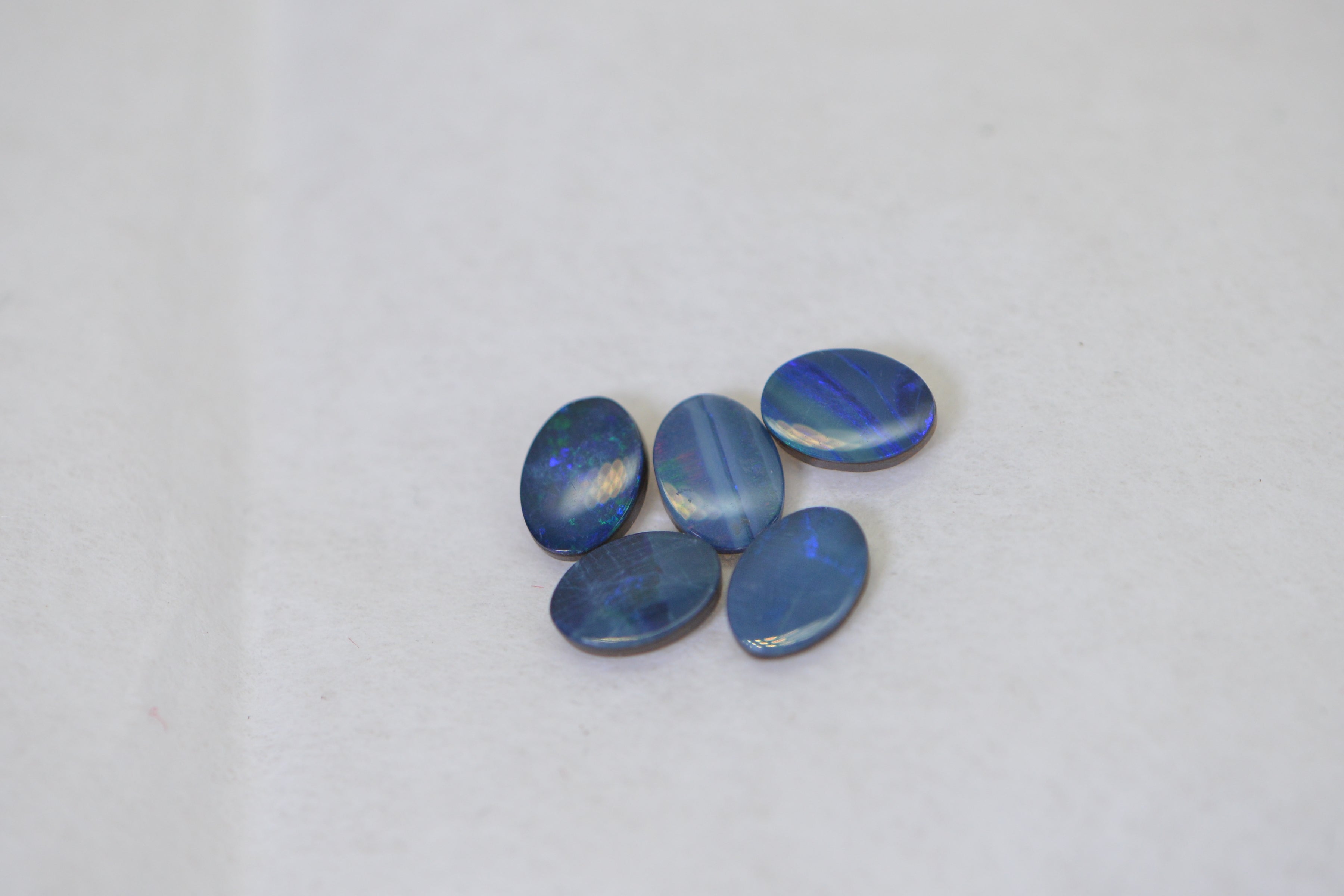 Australian Opal Black blue metalic Oval 7X5mm Lot for 5 pcs