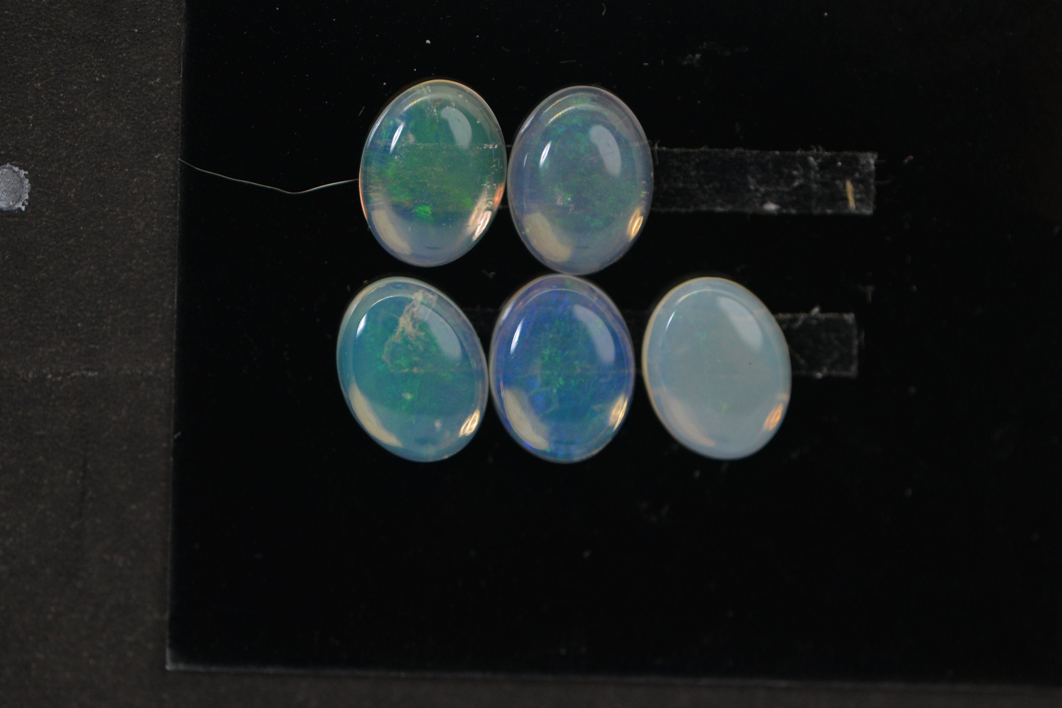 Australian Solid Crystal Opal 1.10 Ct Natural Opal Cabochon 8x6mm Oval Loose Gemstone Orange Green Blue Flash Untreated Australian Opal