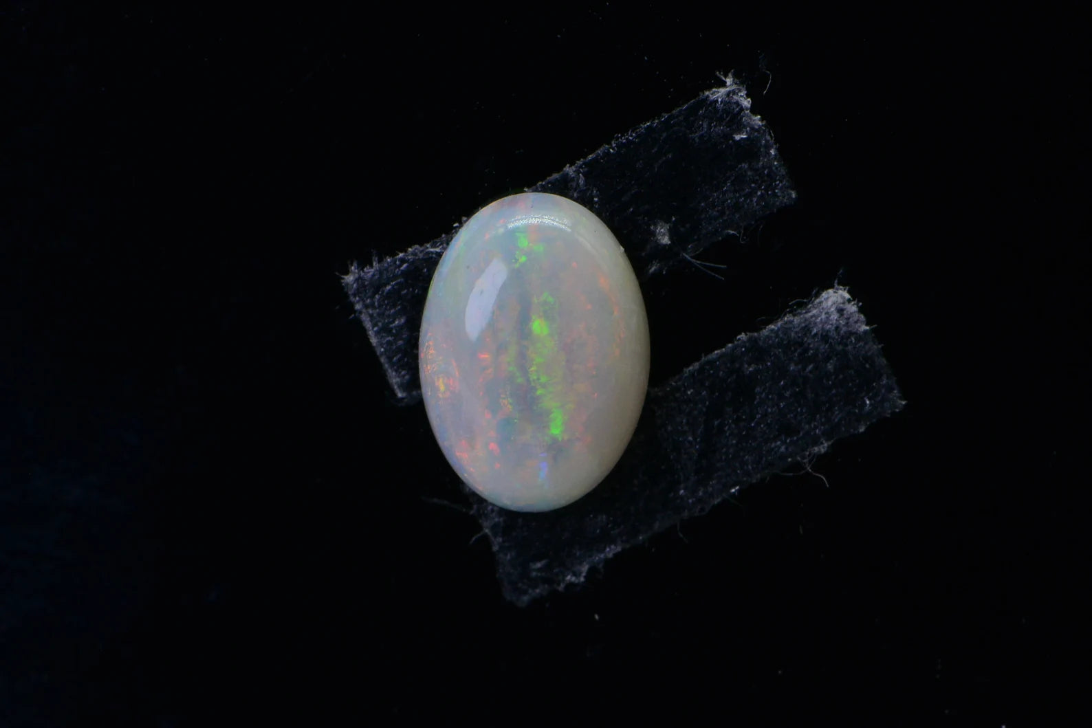 Australian White Solid Opal Oval Cabochon 7X5mm Opal for ring earrings