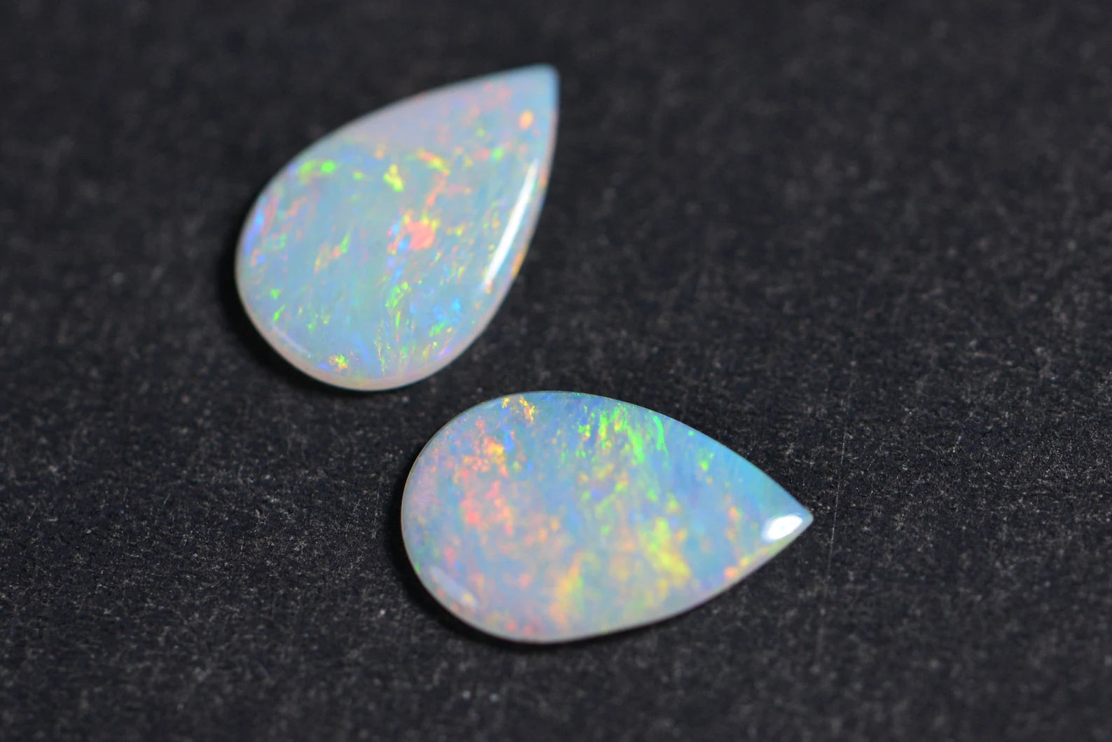 Australian White Solid Opal Cabochon – Natural Untreated Opal – Pear Shape – 0.42 Ct