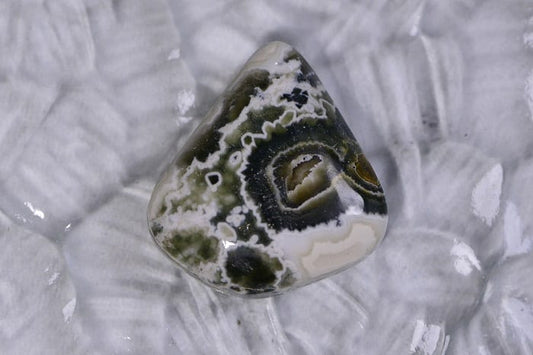 Ocean Jasper Cabochon: Teardrop Gemstone for Ring/Pendant (23x21x5.8mm)