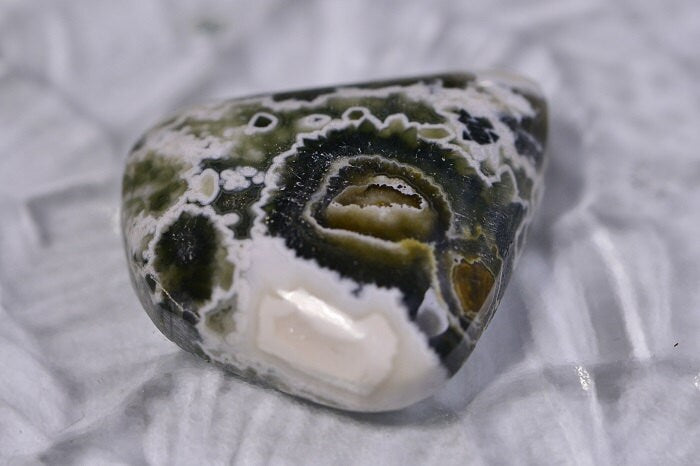 Ocean Jasper Cabochon: Teardrop Gemstone for Ring/Pendant (23x21x5.8mm)