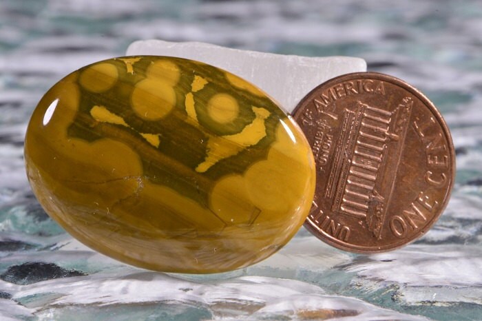 Kambamby Ocean Jasper Cabochon: Oval Gemstone (30x22x5.3mm)