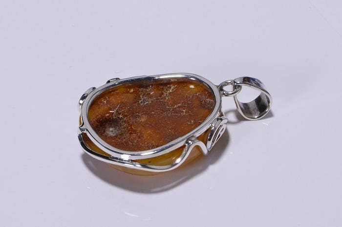 Butterscotch Amber Sterling Silver Pendant: Gemstone Jewelry