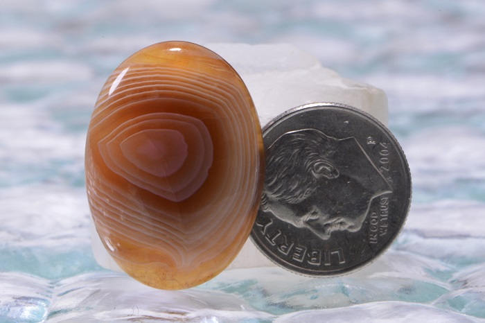 Banded Botswana Agate Cabochon: Honey Brown Oval Gemstone