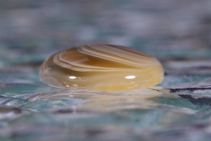 Banded Botswana Agate Cabochon: Natural Gemstone (25x18x5.2mm)
