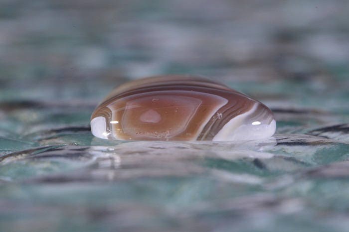 Banded Botswana Agate Cabochon: Oval Gemstone (28x17x4.2mm)