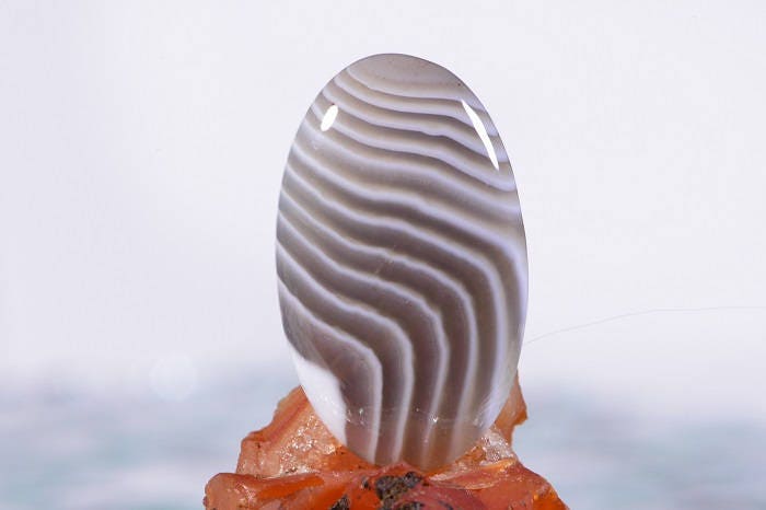 Banded Botswana Agate Cabochon: Teardrop Gemstone (25x15x4.4mm)