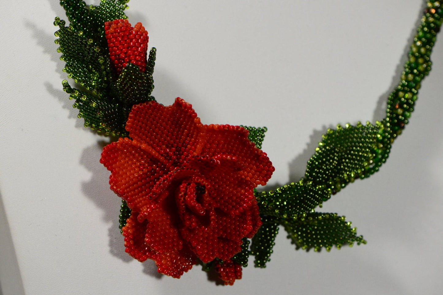Red Rose Seed Bead Choker Necklace, Floral Jewelry Gift