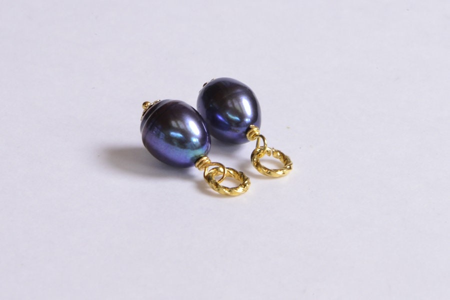 Black Pearl Pendant, 14K Gold Filled Wire Wrapped Baroque Drop