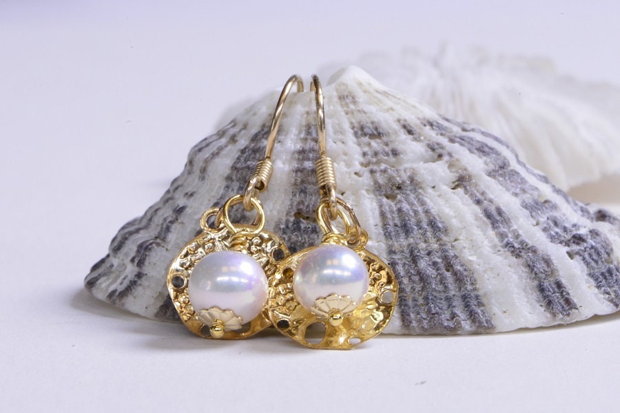 Gold Pearl Earrings Bridesmaid Gift Party Pansy shell starfish pendant Ocean Gift