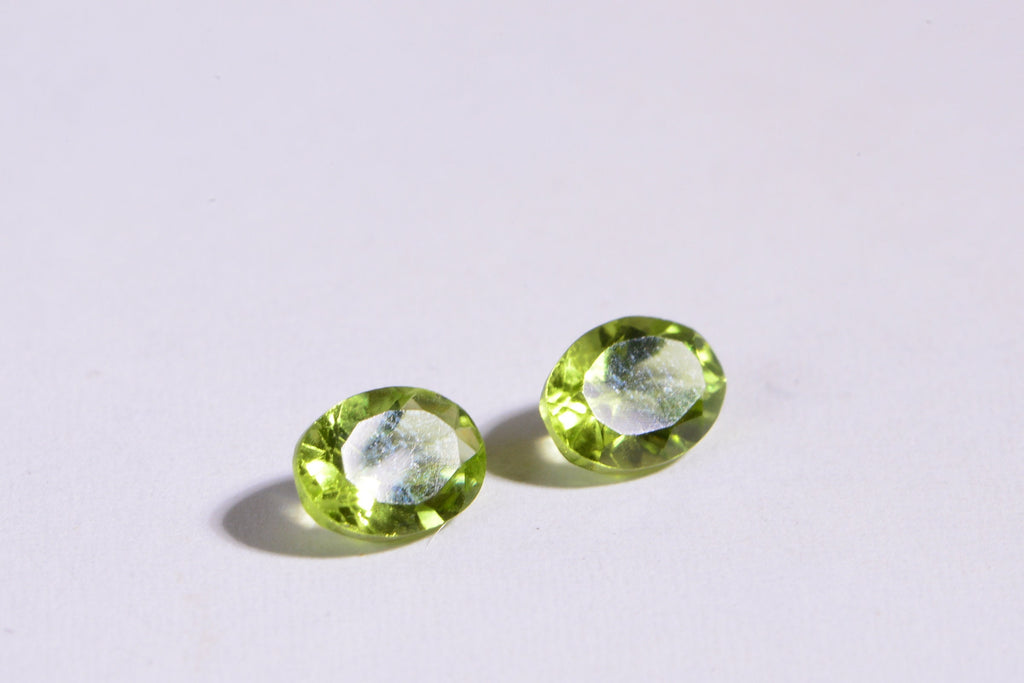 Genuine Peridot Stone Cabochon Oval Cut Faceted Loose Gems Ring size cabochons  7X5 mm