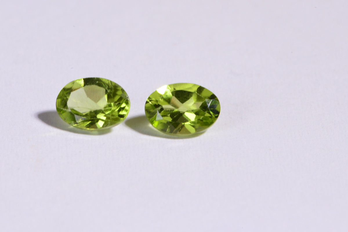 Genuine Peridot Stone Cabochon Oval Cut Faceted Loose Gems Ring size cabochons  7X5 mm