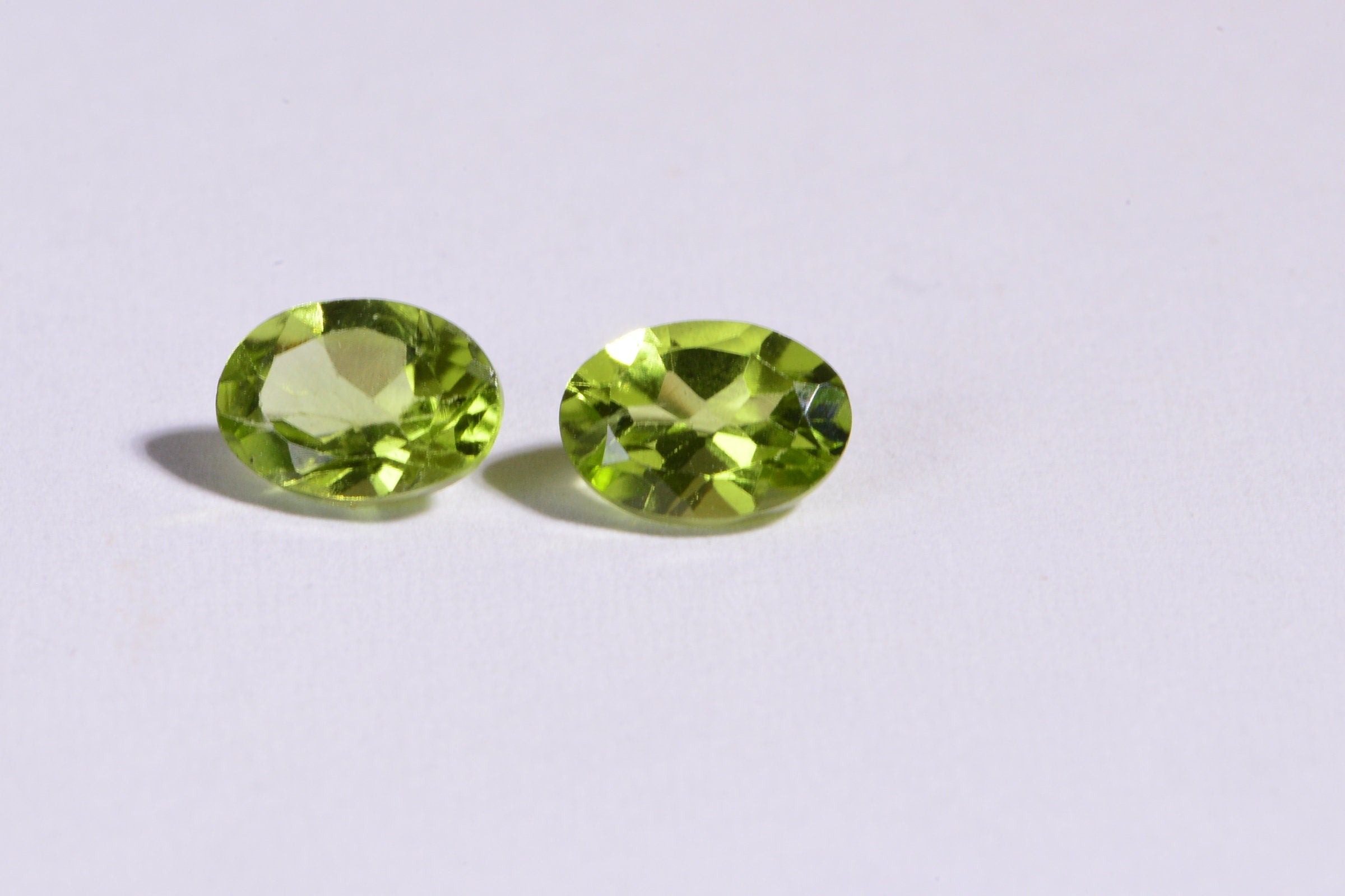 Genuine Peridot Stone Cabochon Oval Cut Faceted Loose Gems Ring size cabochons  7X5 mm