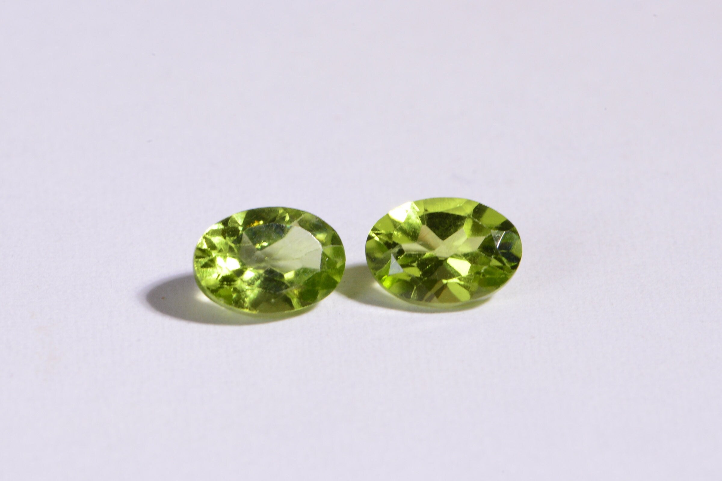 Genuine Peridot Stone Cabochon Oval Cut Faceted Loose Gems Ring size cabochons  7X5 mm