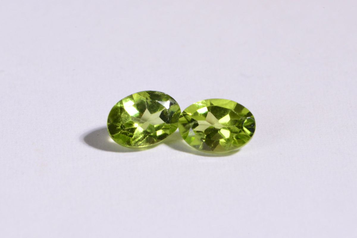 Genuine Peridot Stone Cabochon Oval Cut Faceted Loose Gems Ring size cabochons  7X5 mm