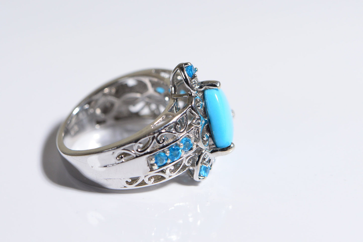 Neon Blue Apatite and Arizona Sleeping Beauty Turquoise Ring  in Platinum Over Sterling Silver