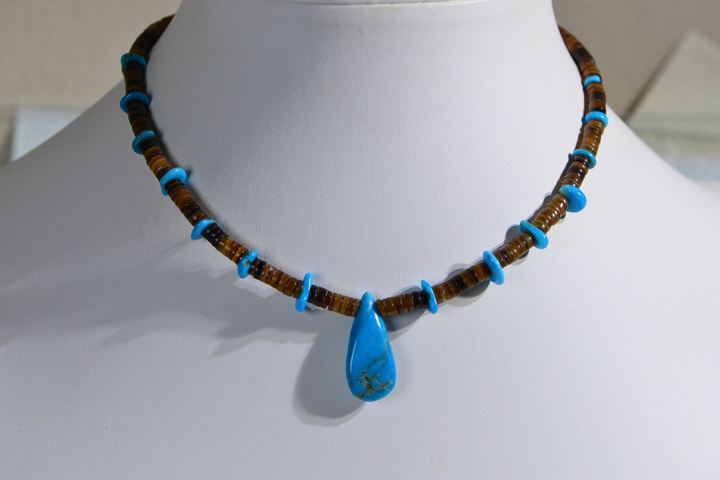 Arizona Sleeping Beauty Turquoise Necklace  Oyster shells Sterling silver Choker Beaded Gemstone