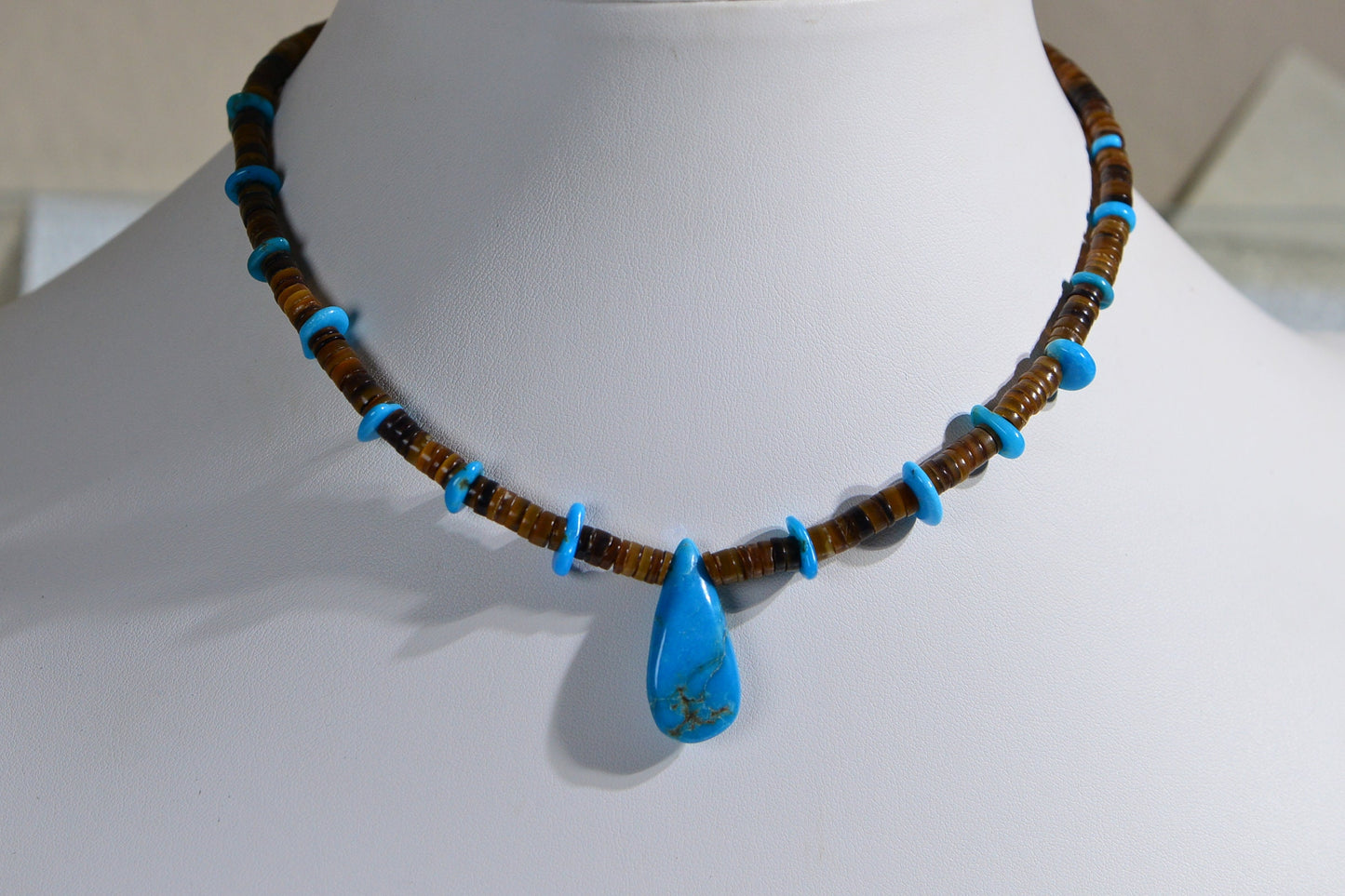 Arizona Sleeping Beauty Turquoise Necklace  Oyster shells Sterling silver Choker Beaded Gemstone