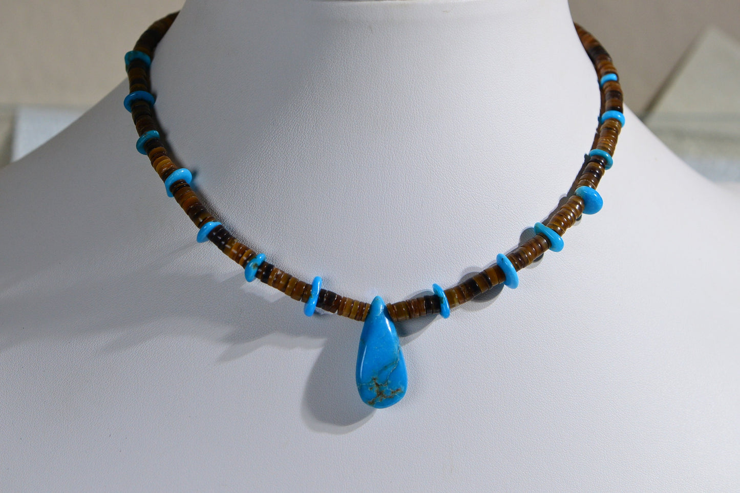 Arizona Sleeping Beauty Turquoise Necklace  Oyster shells Sterling silver Choker Beaded Gemstone