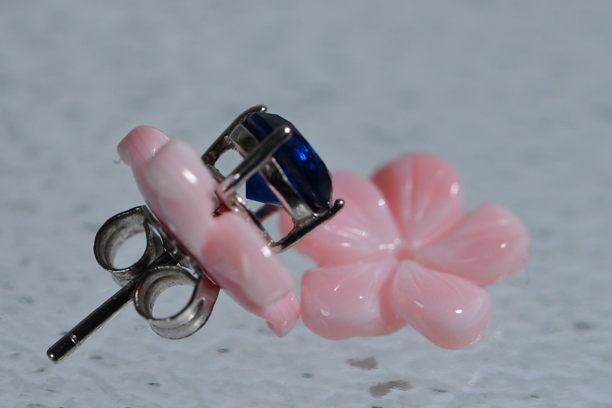 10mm Queen conch shell Carved Flower Loose Gemstone Beads