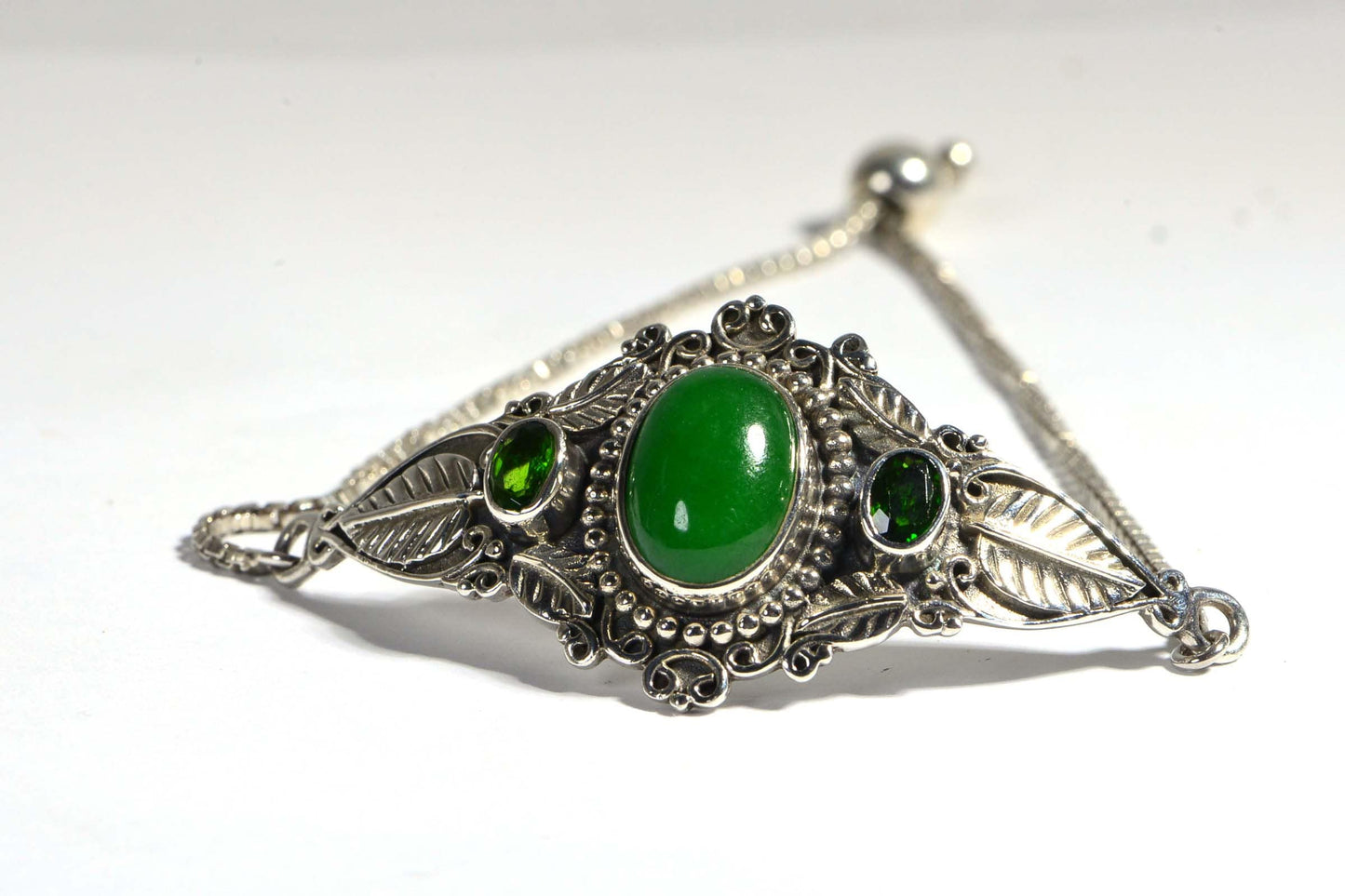 Green Jade Sterling Silver Bolo Bracelet - Chrome Diaspore Leaf Design