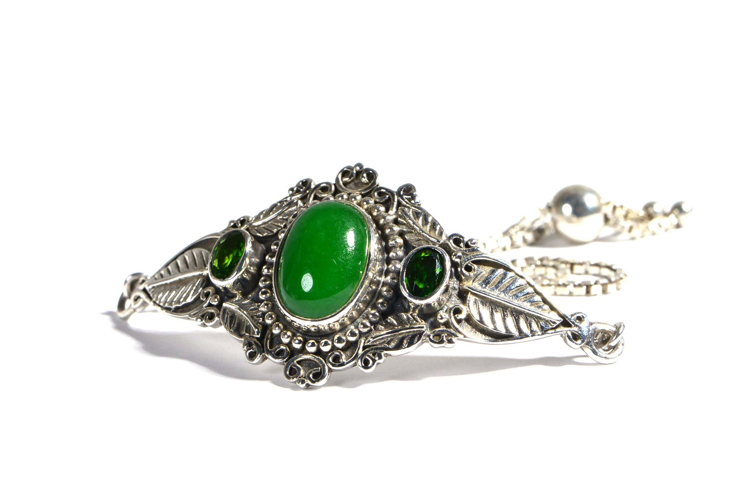 Green Jade Sterling Silver Bolo Bracelet - Chrome Diaspore Leaf Design