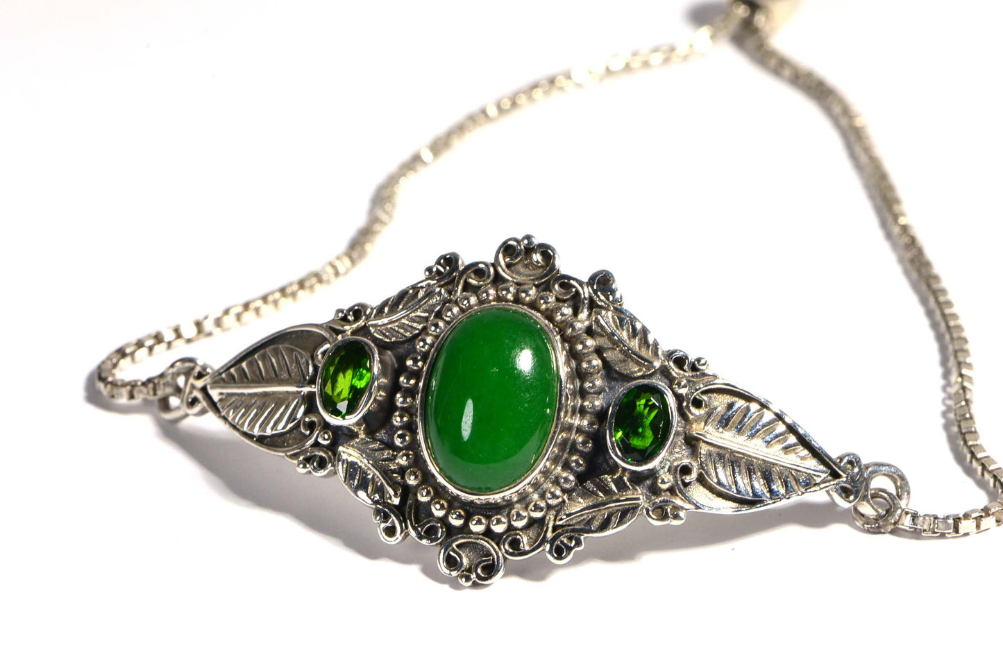Green Jade Sterling Silver Bolo Bracelet - Chrome Diaspore Leaf Design