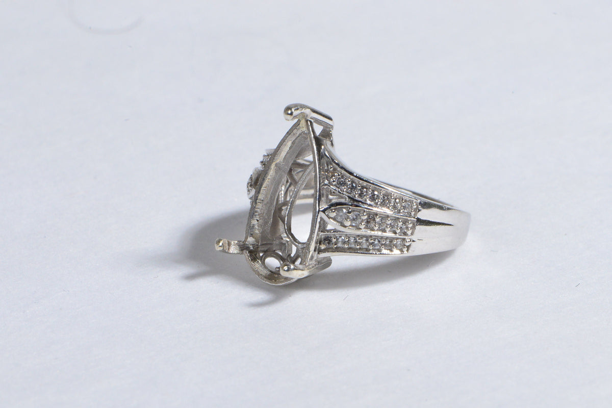 Blanks Ring  Sterling Silver 3 prong setting Stone  Size 10 1/4