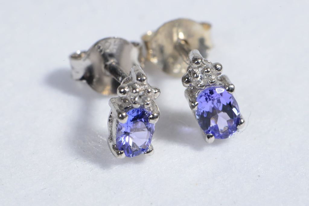 Natural Tanzanite,Zircon Sterling Silver 4 mm Tiny Studs Gemstone