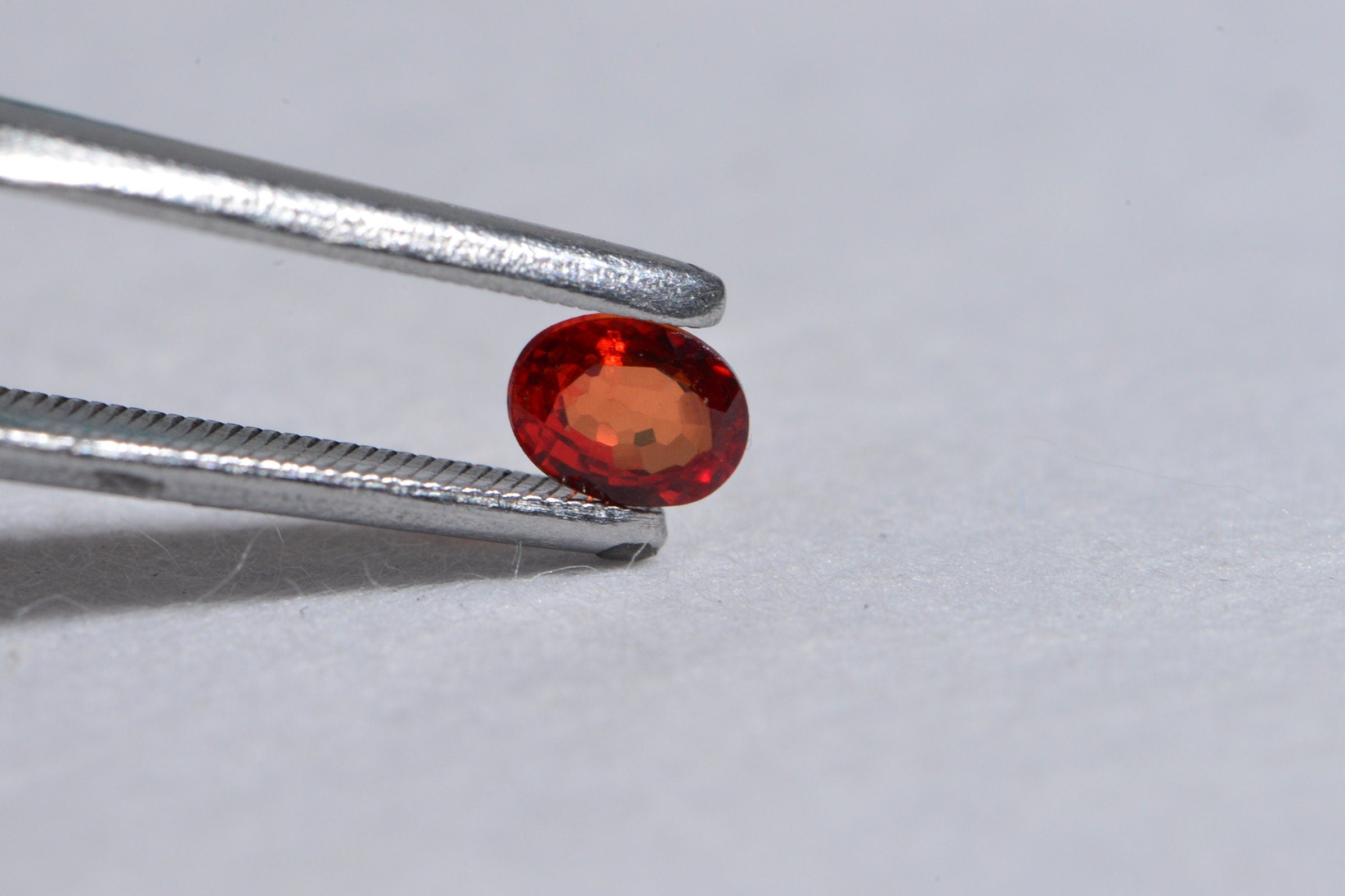 Natural Orange Sapphire: 0.35 ct Oval Loose Gem (3X4 mm)