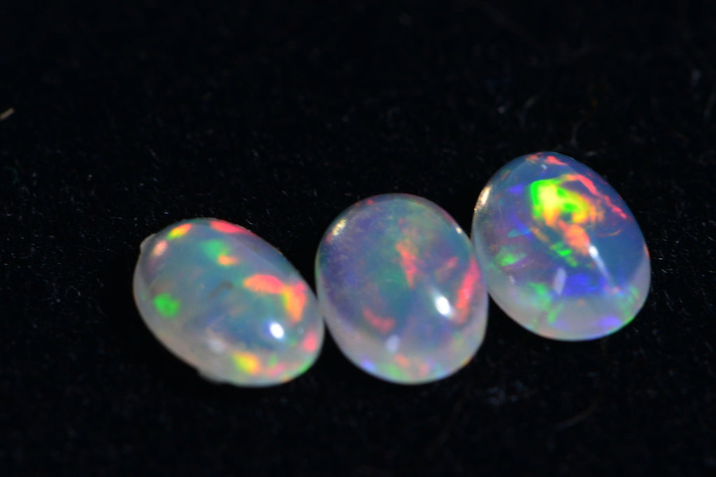 Natural Ethiopian Welo Opal Cabochon: Gemstone Jewelry Making (6.8x5X3mm)