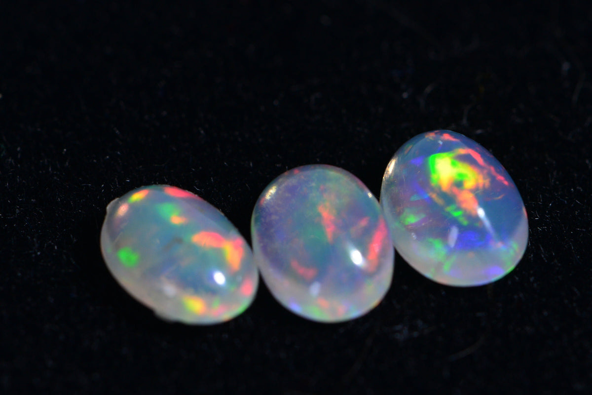 Natural Ethiopian Welo Opal Cabochon: Gemstone Jewelry Making (6.8x5X3mm)