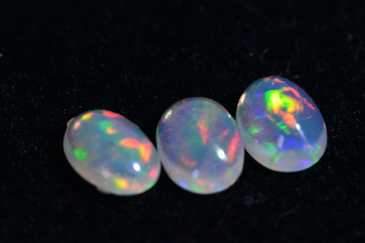 Natural Ethiopian Welo Opal Cabochon: Gemstone Jewelry Making (6.8x5X3mm)