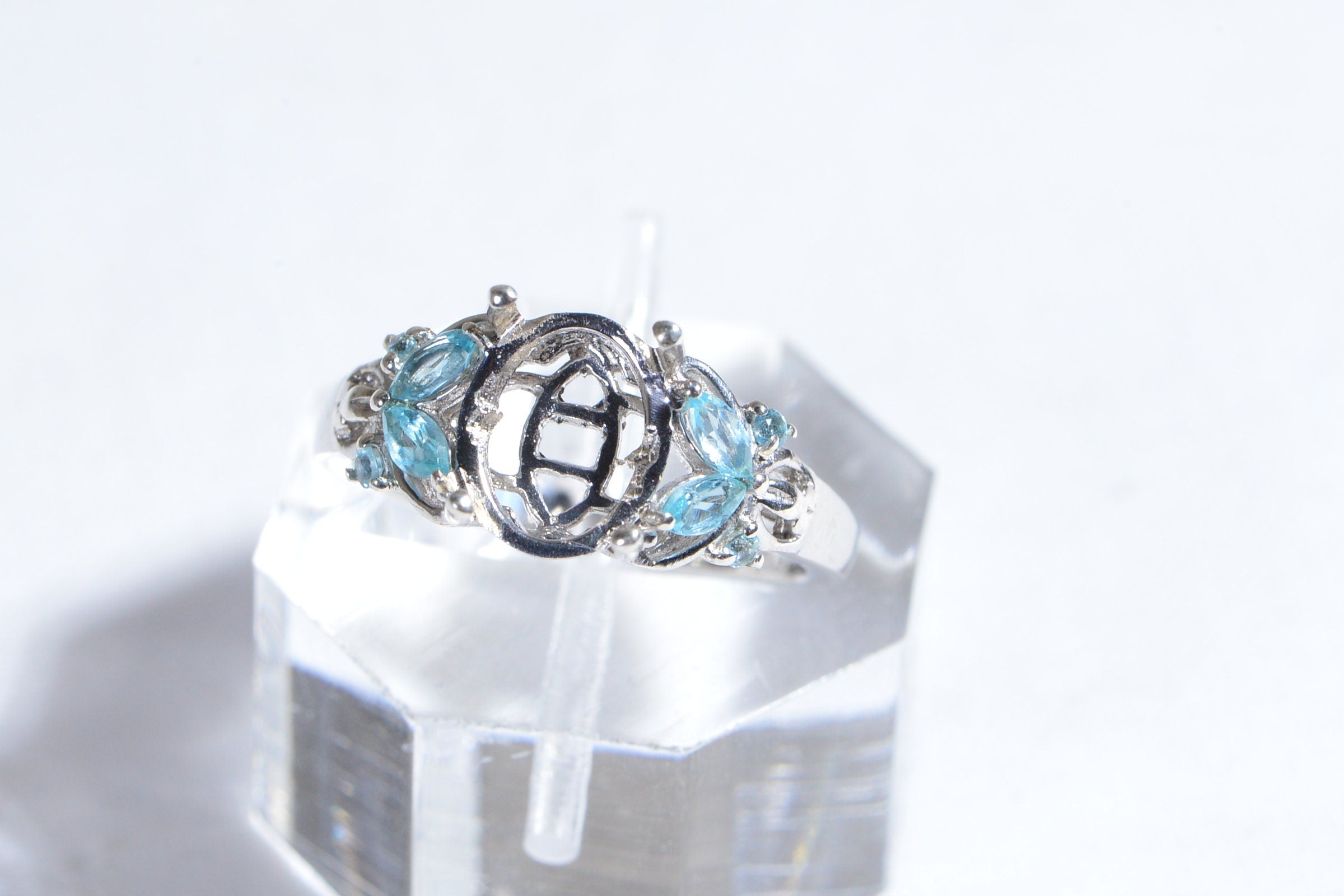 Sterling Silver Butterfly Ring Blank: Oval Prong Setting, Size 7