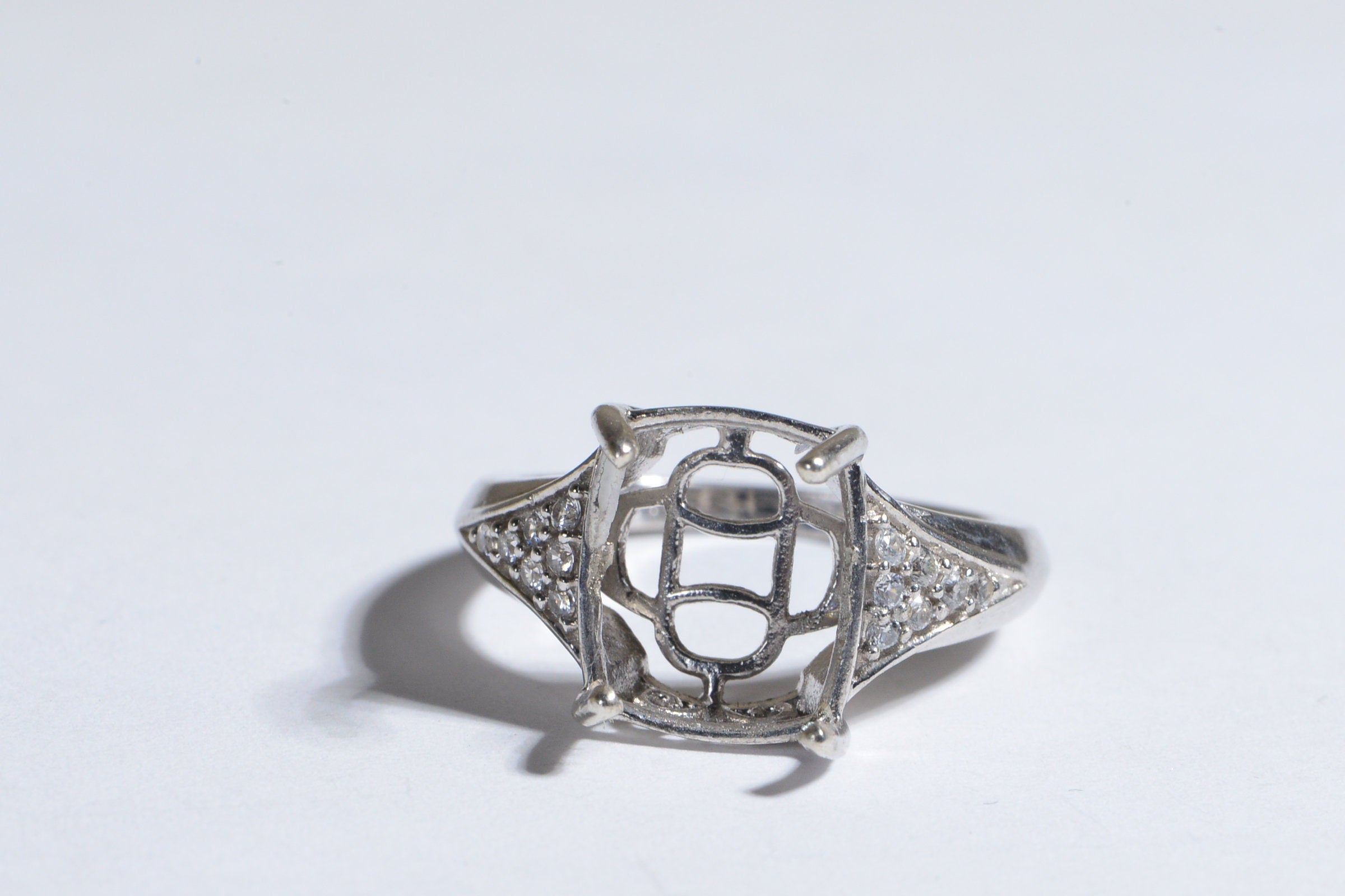 Blanks Ring  Sterling Silver 4 prong rectangle, emerald shape  Stone Design Ring