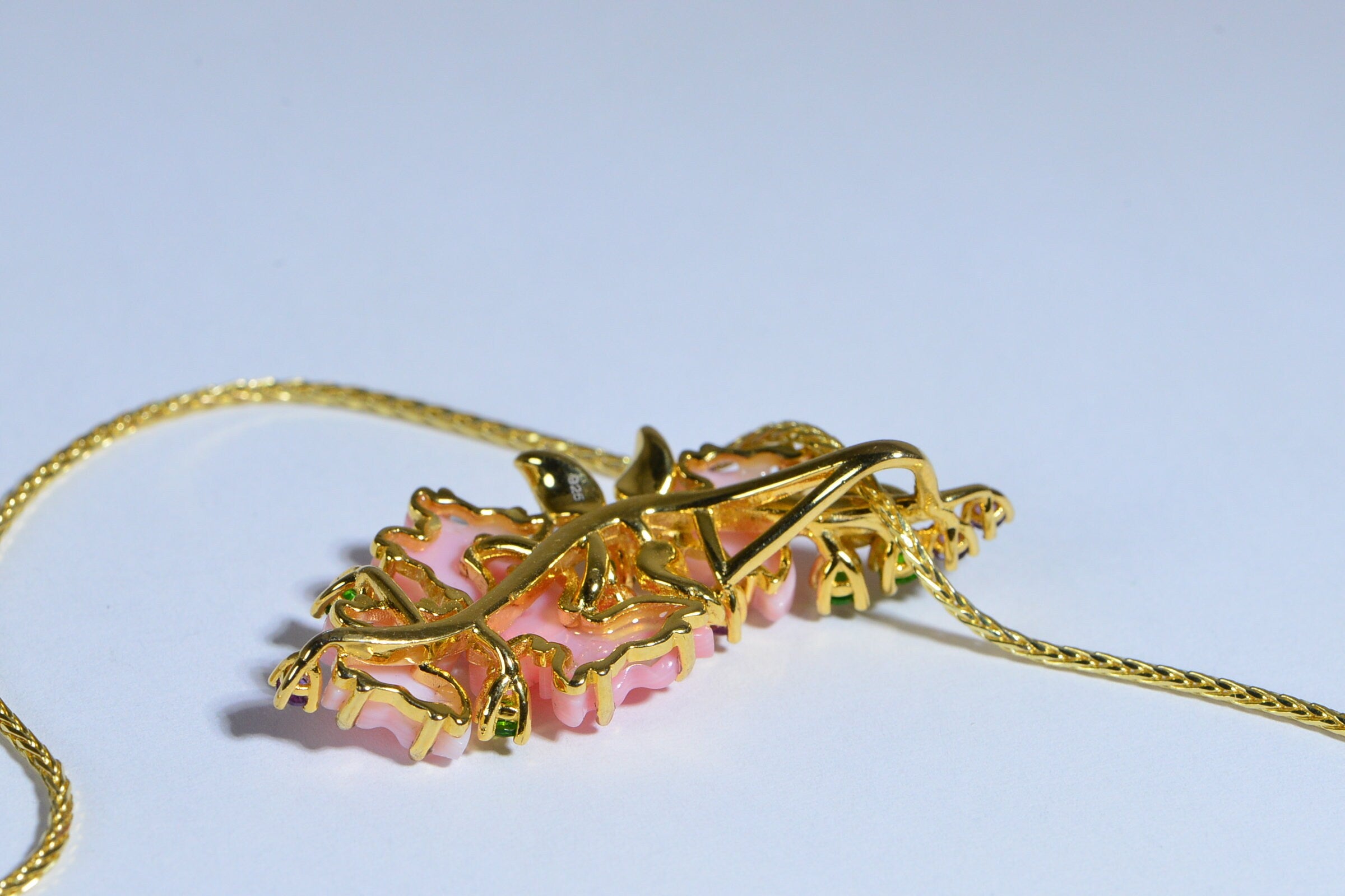 Queen Conch Shell Butterfly Pendant: Gold Over Sterling Silver, Chrome Diopside & Amethyst