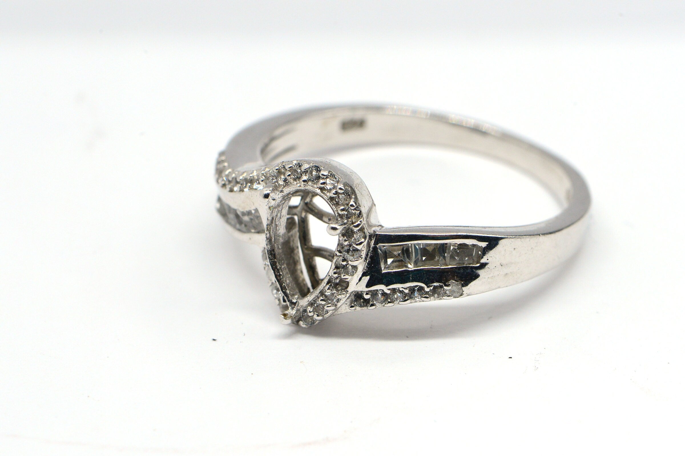 Sterling Silver Pear Cut Ring Blank: White Zircon Prong Setting, Size 11