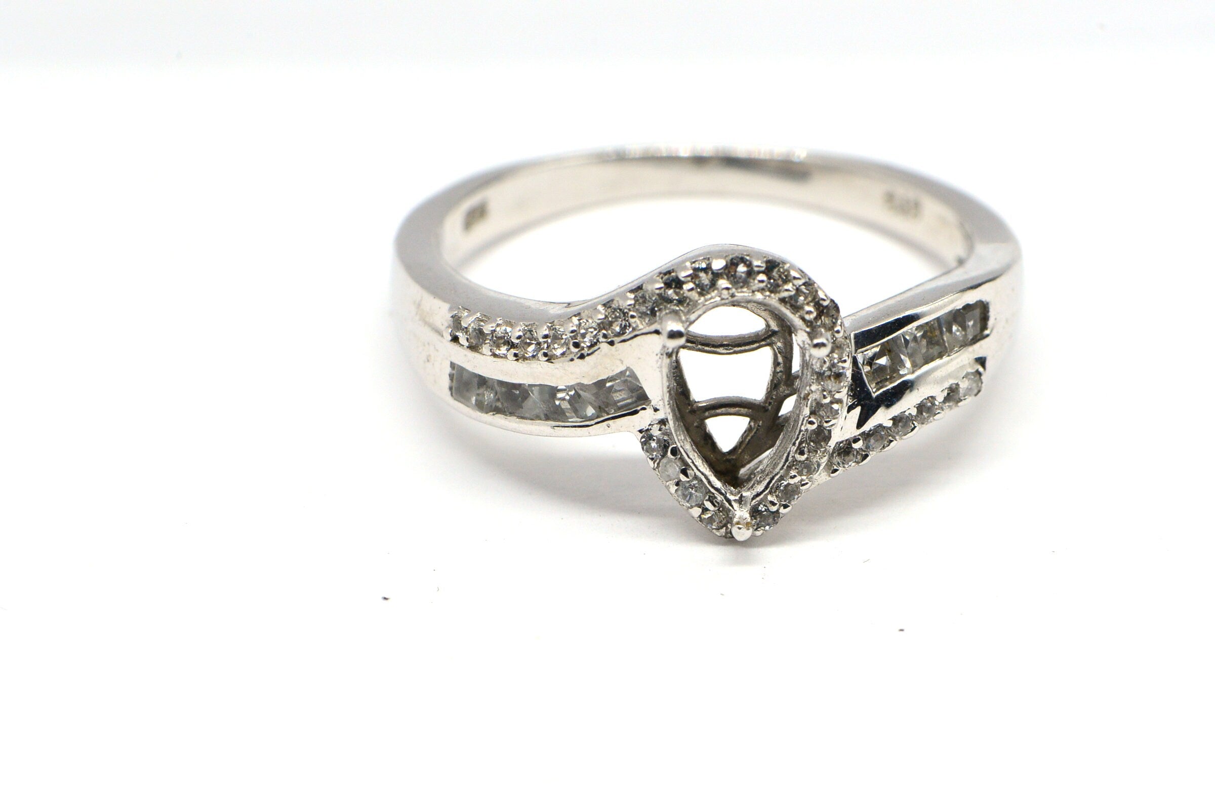 Sterling Silver Pear Cut Ring Blank: White Zircon Prong Setting, Size 11