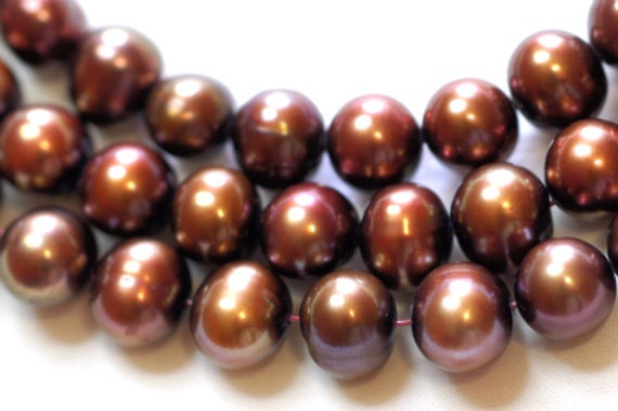 6mm Brown Freshwater Pearl Strand: Round Potato Beads