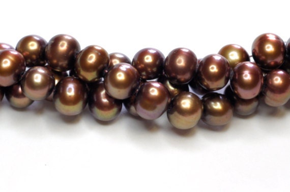 6mm Brown Freshwater Pearl Strand: Round Potato Beads