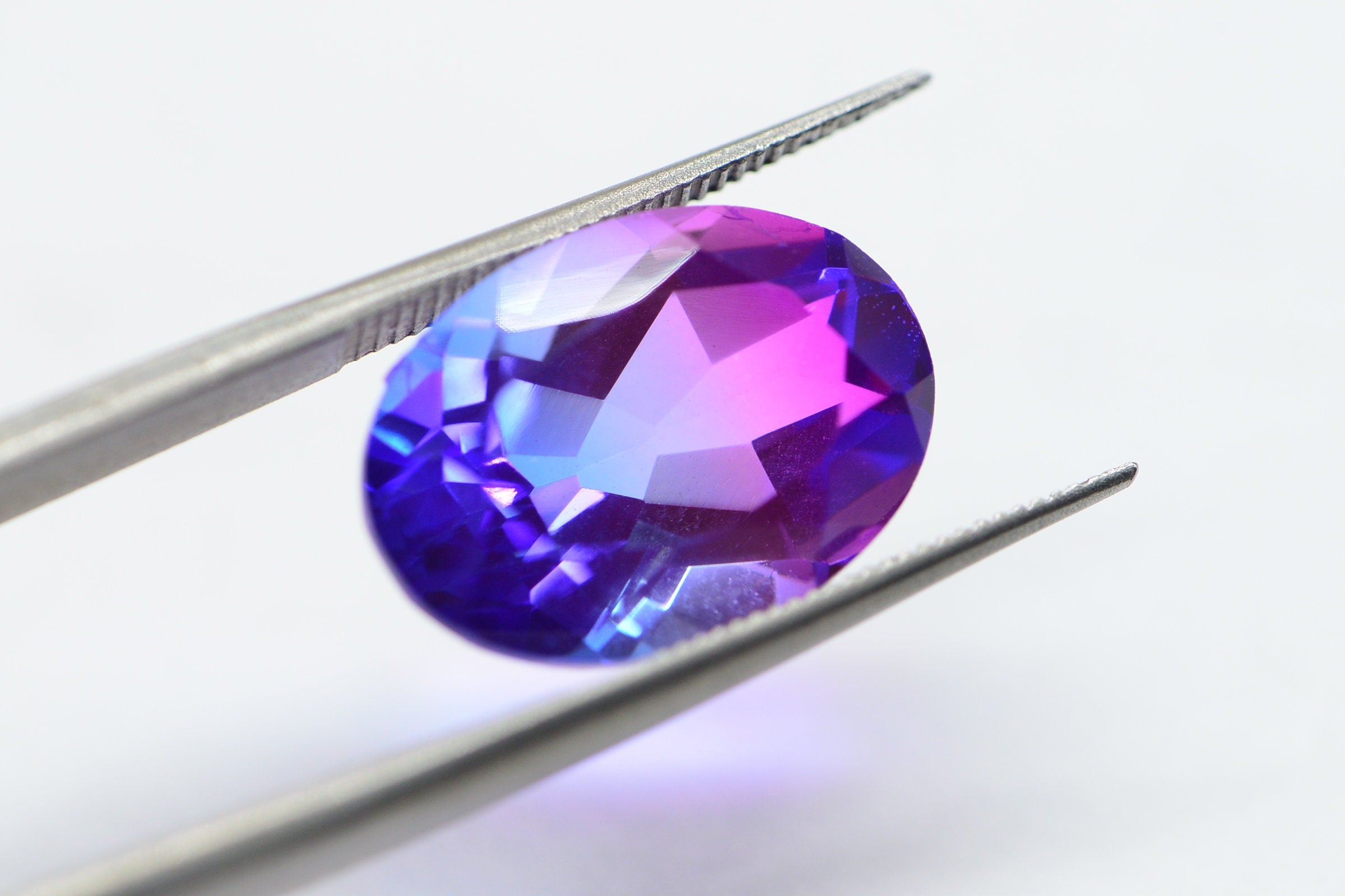 Color Change Alexandrite Doublet Quartz Lab Creative Oval Cabochon Stone For Rings