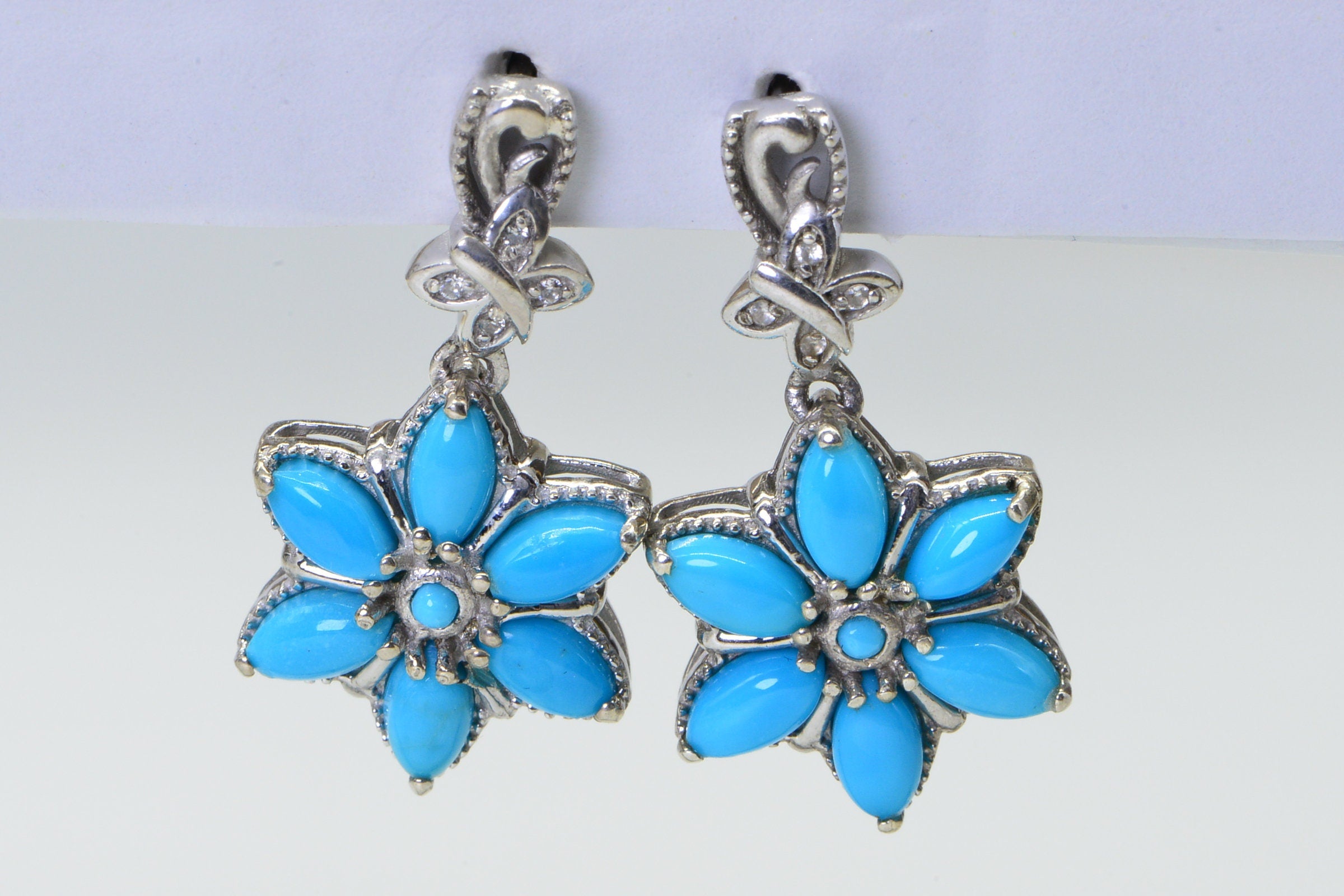 Arizona Sleeping Beauty Turquoise Stud Earrings  Flower Design Sterling Silver Earrings