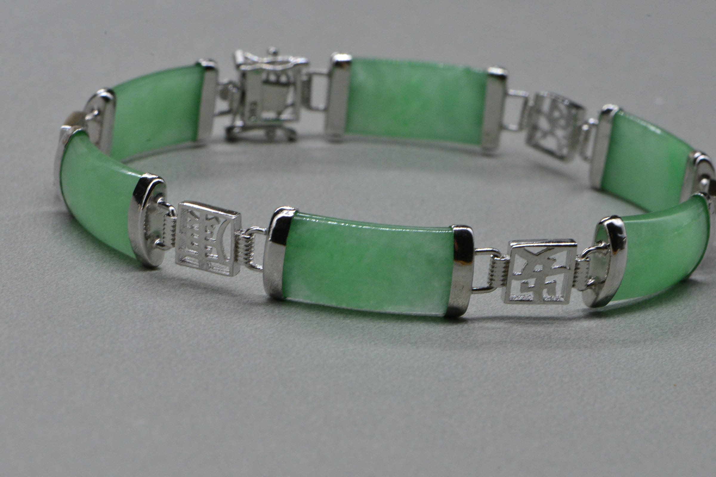 Light Green Jade Sterling Silver Link Bracelet